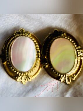 W&D Opal earrings